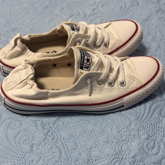 Converse Cream Canvas Low Top Sneakers with Red Trim - Picture 4 of 8